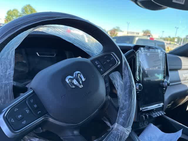 2025 RAM Ram 3500 RAM 3500 LARAMIE CREW CAB 4X4 8 BOX 2025 RAM Ram 3500 RAM 3500 LARAMIE CREW CAB 4X4 8 BOX