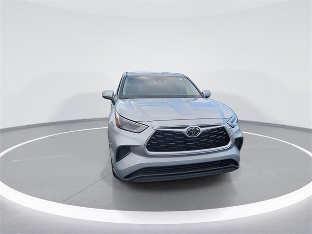 2022 Toyota Highlander L