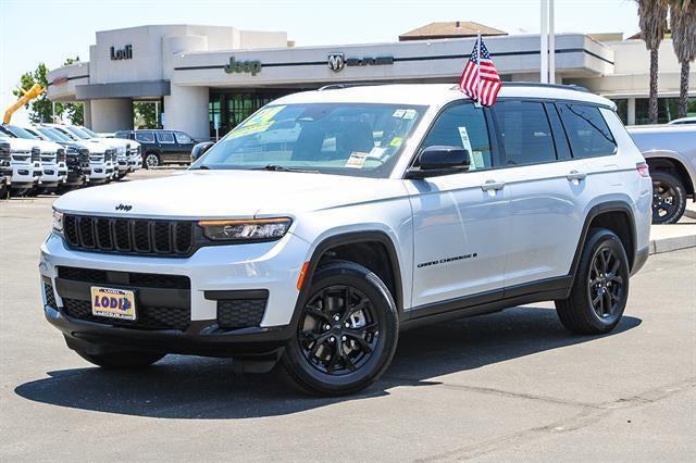 2024 Jeep Grand Cherokee L Altitude 4x4 2024 Jeep Grand Cherokee L Altitude 4x4