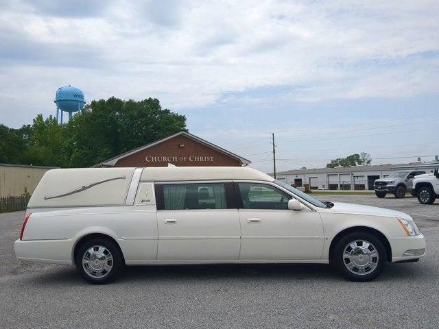 2009 Cadillac DTS Standard