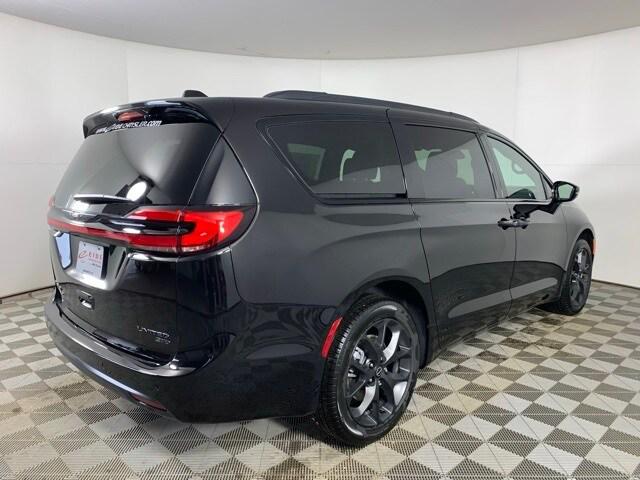 2025 Chrysler Pacifica PACIFICA LIMITED AWD