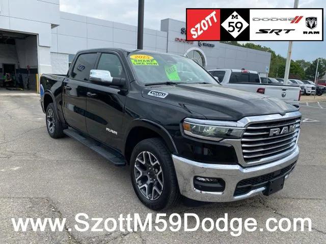 2025 RAM 1500 Laramie Crew Cab 4x4 57 Box