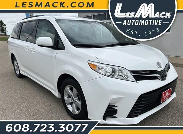 2018 Toyota Sienna LE 8 Passenger
