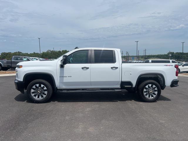2022 Chevrolet Silverado 2500HD 4WD Crew Cab Standard Bed Custom