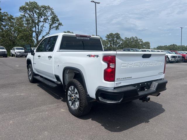 2022 Chevrolet Silverado 2500HD 4WD Crew Cab Standard Bed Custom