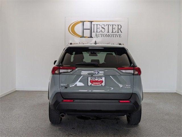 2021 Toyota RAV4 Hybrid XLE