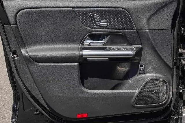 2025 Mercedes-Benz GLA-CLASS 4MATIC