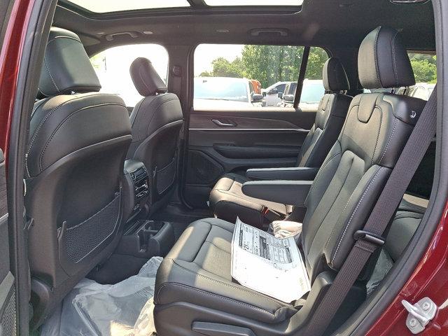 2025 Jeep Grand Cherokee L Limited 4x4