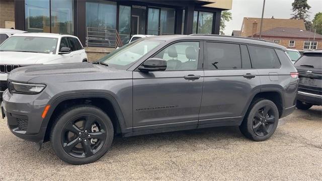 2023 Jeep Grand Cherokee L Altitude 4x4