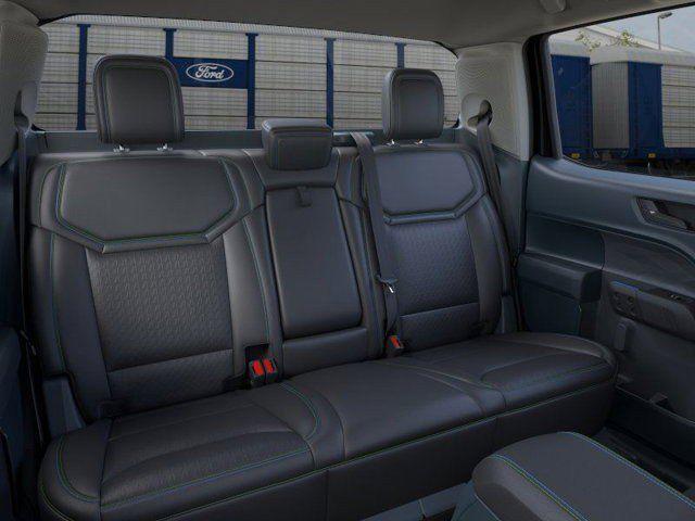2025 Ford Maverick Lobo Standard