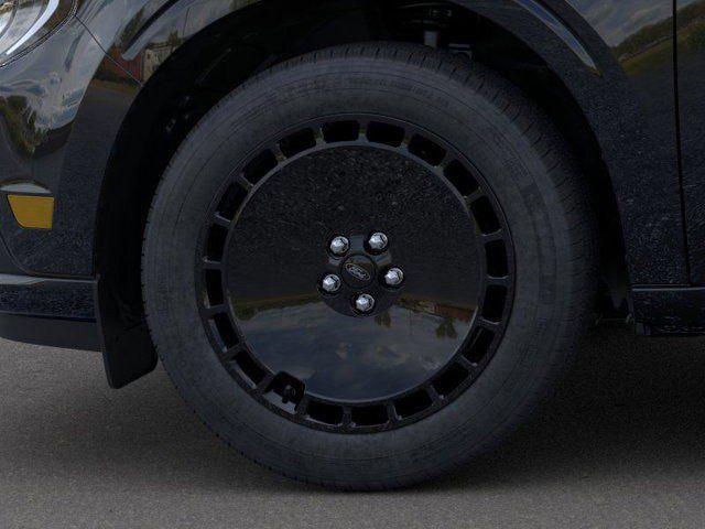 2025 Ford Maverick Lobo Standard