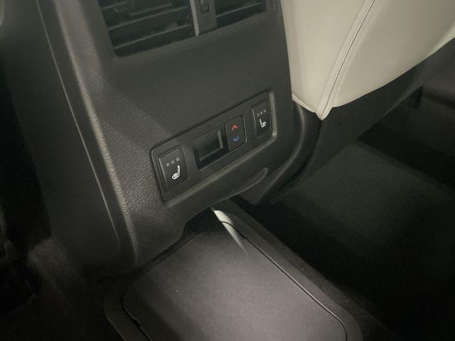 2025 Mitsubishi Outlander PHEV PLATINUM EDITION S-AWC