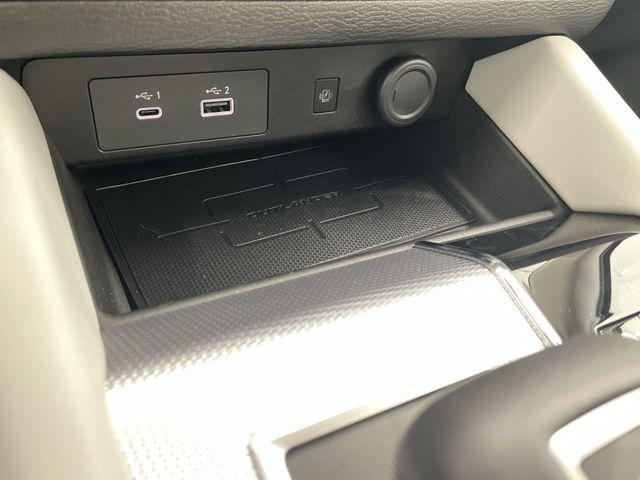 2025 Mitsubishi Outlander PHEV PLATINUM EDITION S-AWC
