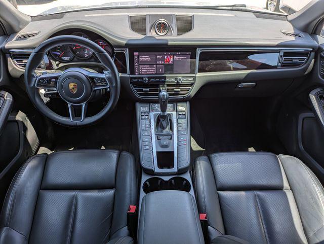 2021 Porsche Macan Base