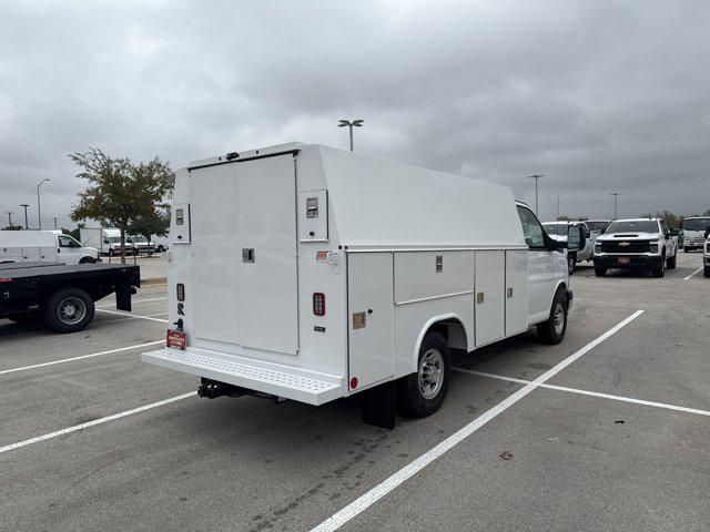 2025 Chevrolet Express Cutaway Work Van