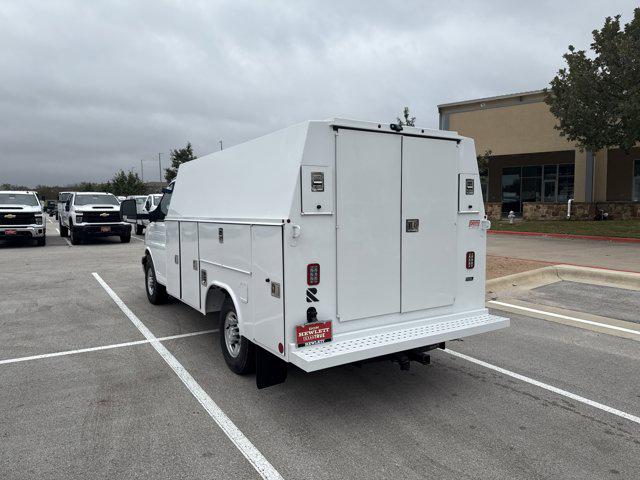 2025 Chevrolet Express Cutaway Work Van