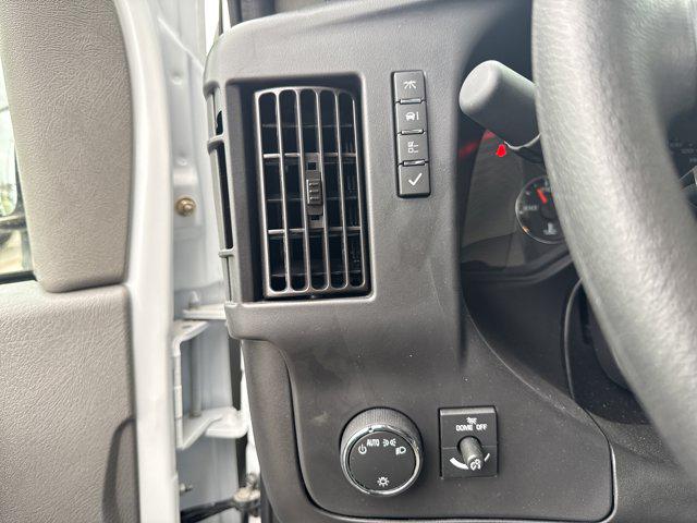2025 Chevrolet Express Cutaway Work Van