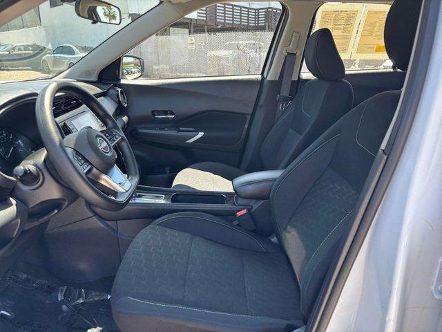 2024 Nissan Kicks SV Xtronic CVT