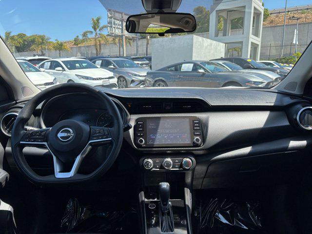 2024 Nissan Kicks SV Xtronic CVT