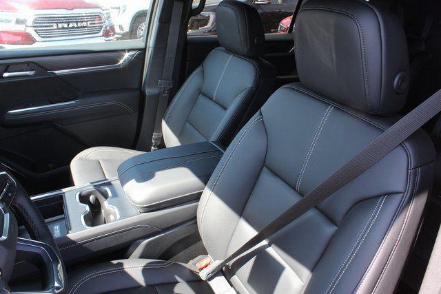 2025 GMC Acadia AWD Elevation