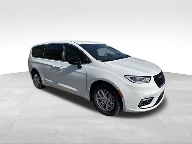 2025 Chrysler Pacifica PACIFICA SELECT