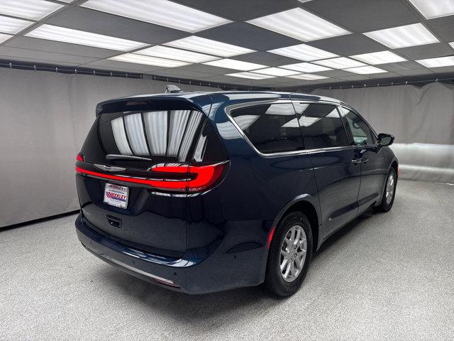 2025 Chrysler Pacifica PACIFICA SELECT