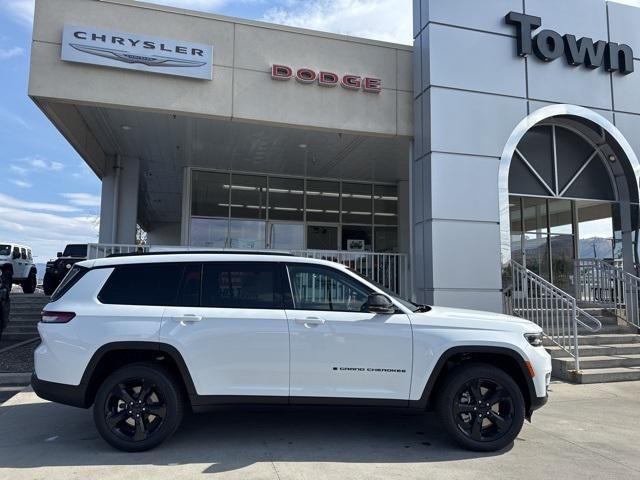 2025 Jeep Grand Cherokee GRAND CHEROKEE L LIMITED 4X4 2025 Jeep Grand Cherokee GRAND CHEROKEE L LIMITED 4X4