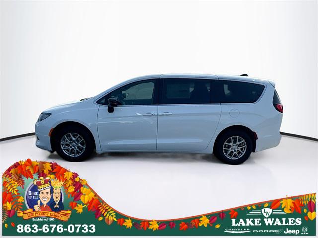 2025 Chrysler Voyager VOYAGER LX
