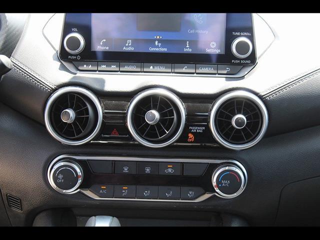 2023 Nissan Sentra SV Xtronic CVT