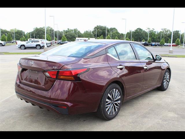2023 Nissan Altima SV FWD