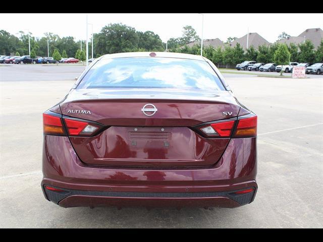 2023 Nissan Altima SV FWD