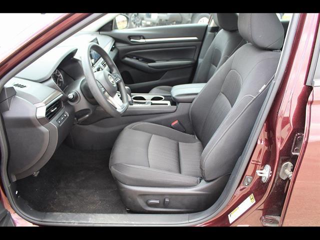 2023 Nissan Altima SV FWD