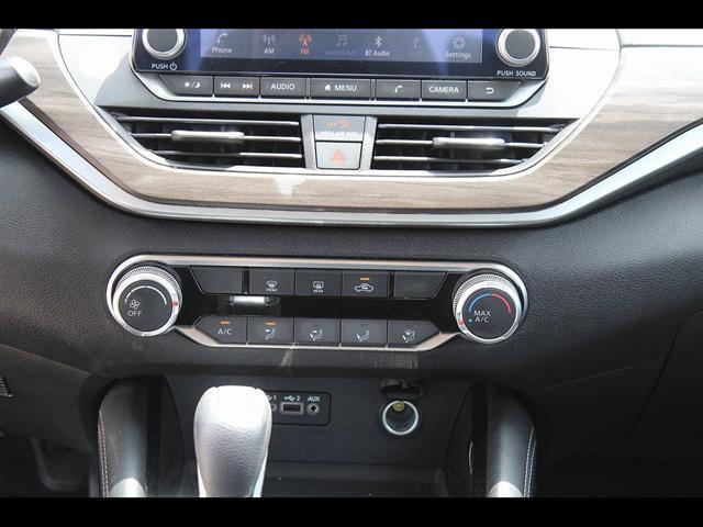 2023 Nissan Altima SV FWD