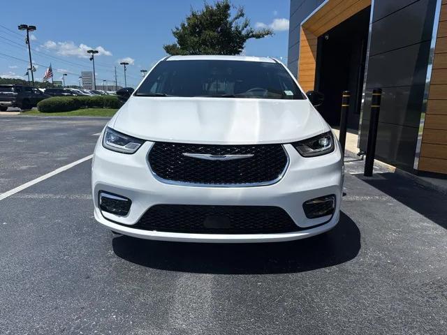 2025 Chrysler Pacifica PACIFICA SELECT