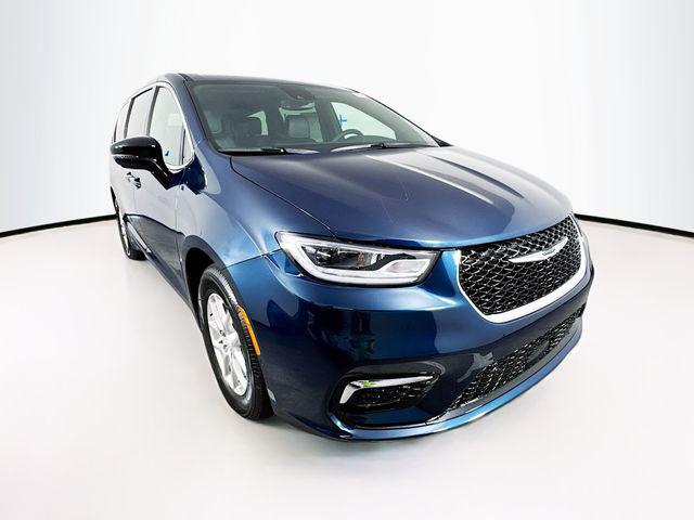 2025 Chrysler Pacifica PACIFICA SELECT
