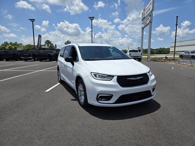 2025 Chrysler Pacifica PACIFICA SELECT
