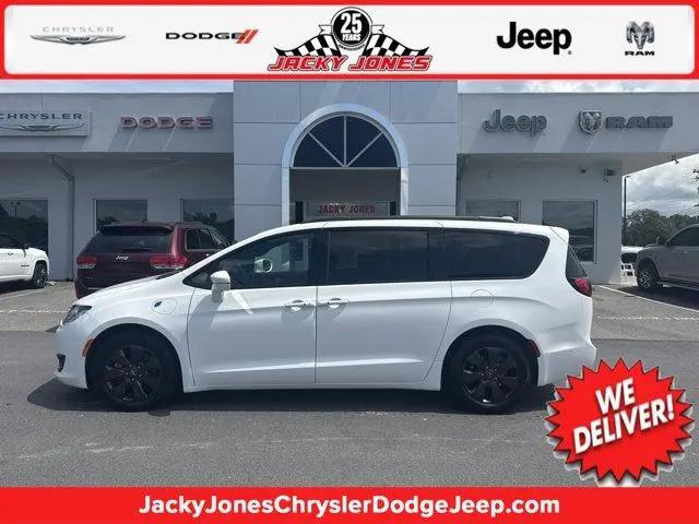 2019 Chrysler Pacifica Hybrid Limited for sale in Hayesville, NC