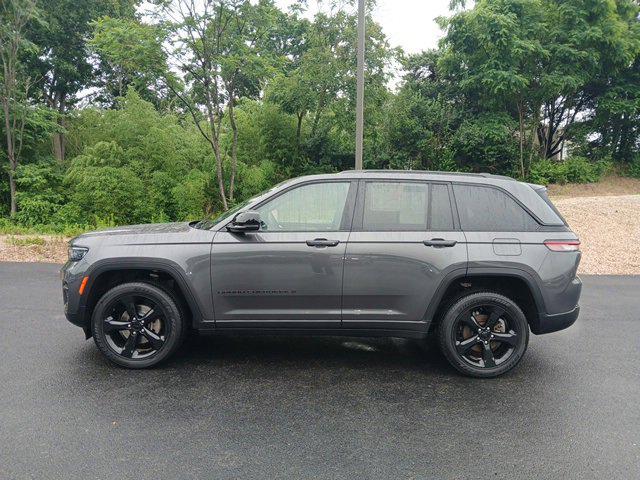 2023 Jeep Grand Cherokee Altitude 4x4