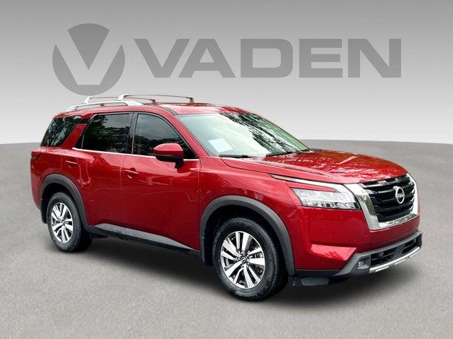 2022 Nissan Pathfinder SL 4WD