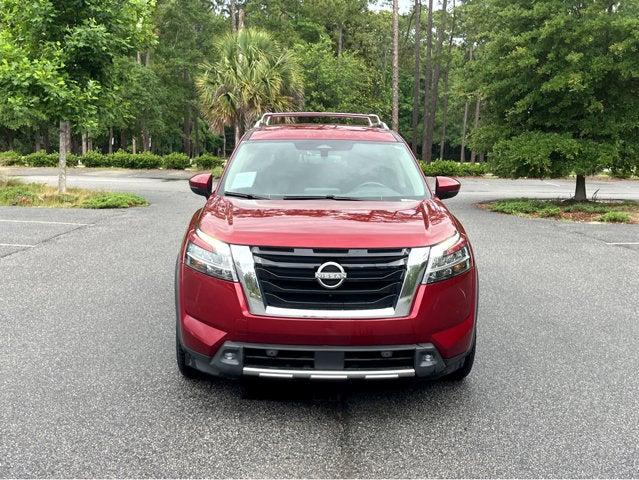 2022 Nissan Pathfinder SL 4WD