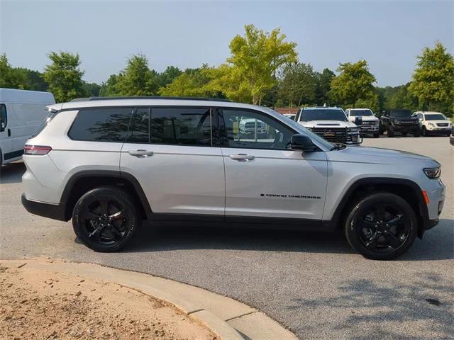 2023 Jeep Grand Cherokee L Altitude 4x4