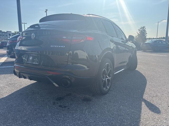 2022 Alfa Romeo Stelvio Veloce Ti AWD