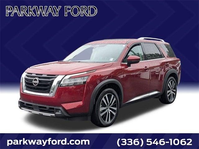 2023 Nissan Pathfinder Platinum 4WD