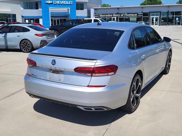 2020 Volkswagen Passat 2.0T R-Line