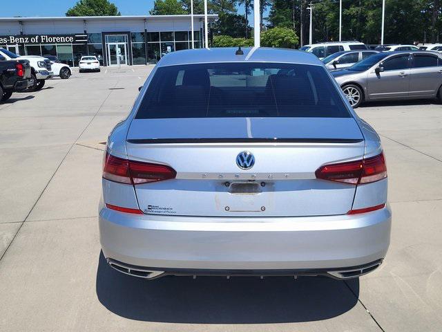 2020 Volkswagen Passat 2.0T R-Line