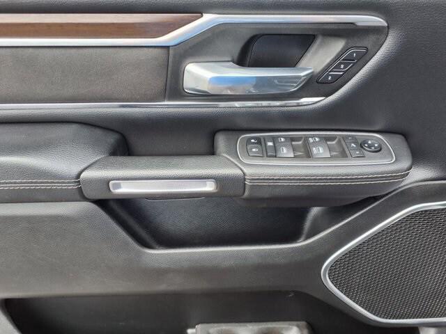 2022 RAM 1500 Laramie Crew Cab 4x4 57 Box