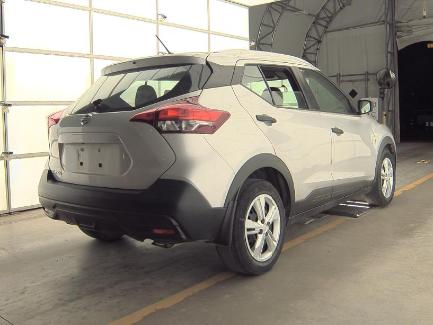 2019 Nissan Kicks S