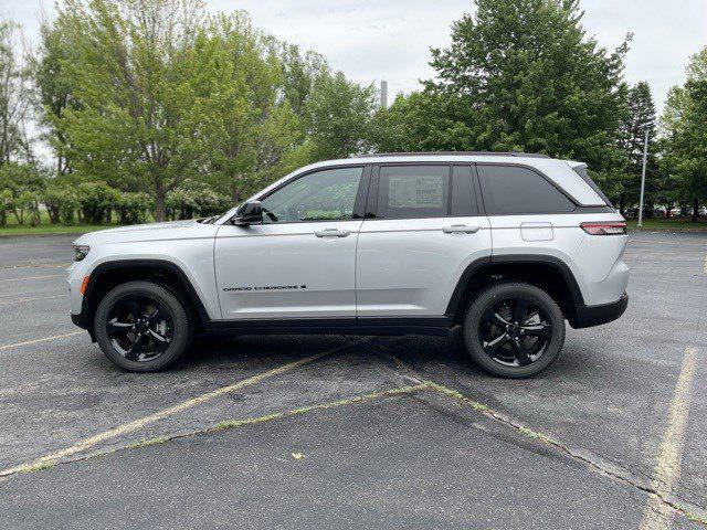 2025 Jeep Grand Cherokee GRAND CHEROKEE ALTITUDE X 4X4