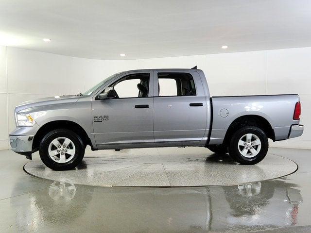 2023 RAM 1500 Classic SLT Crew Cab 4x4 57 Box