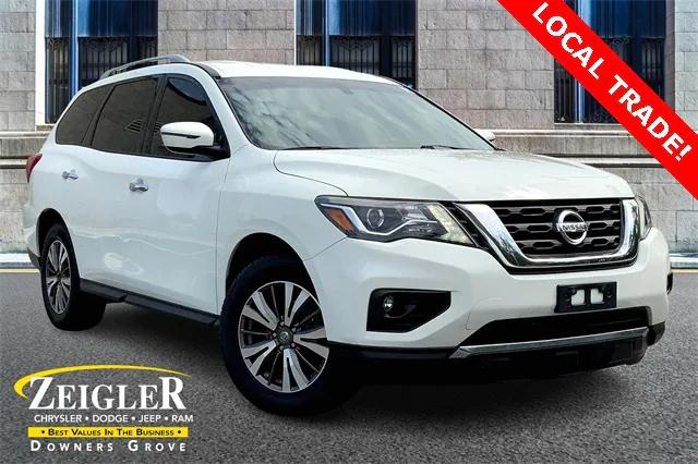 2017 Nissan Pathfinder SV